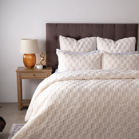 Picture of Mia Comforter Set 3pc - Cream - Super King
